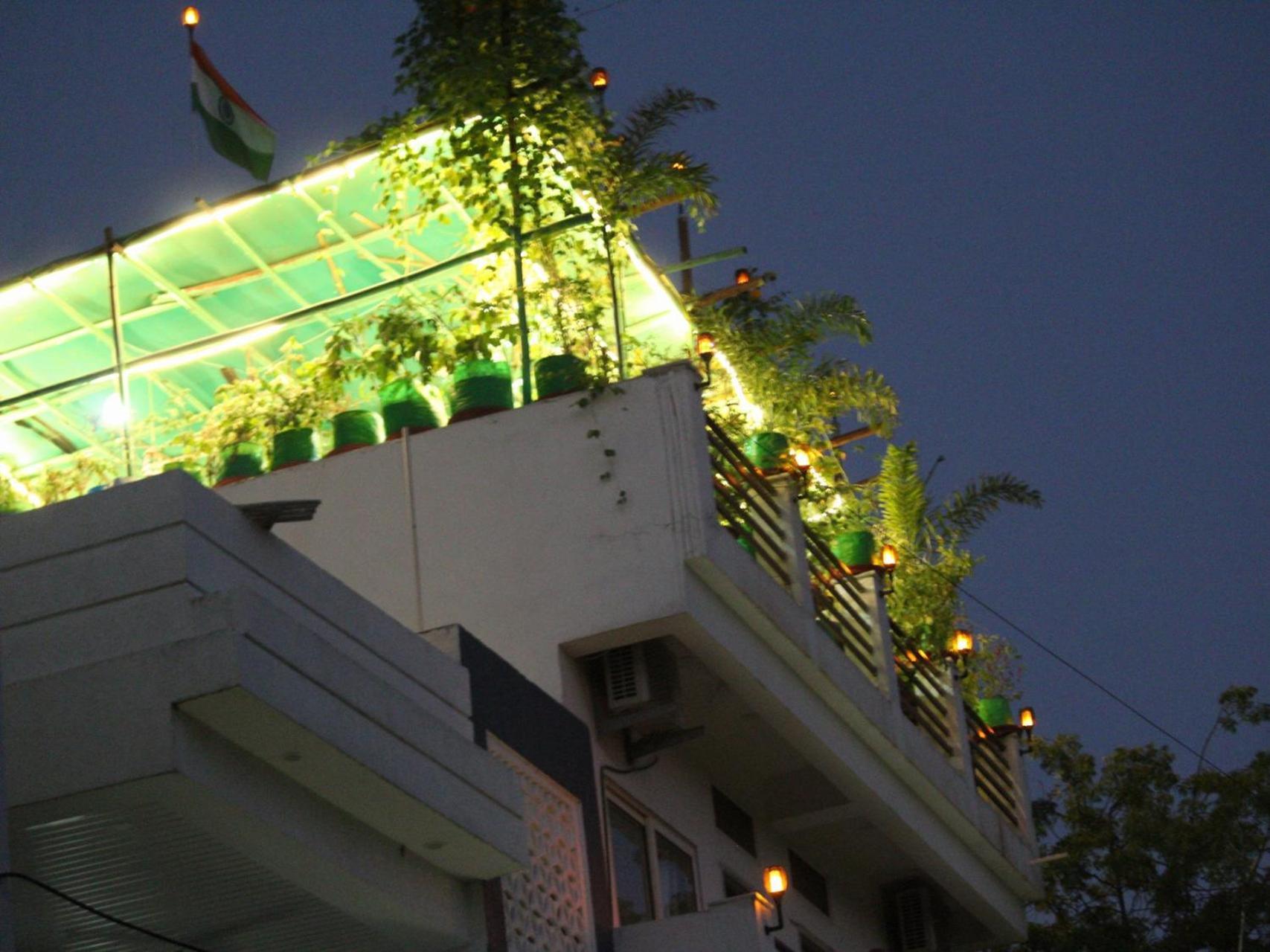 Choudhary White House Udaipur Apartment Екстериор снимка